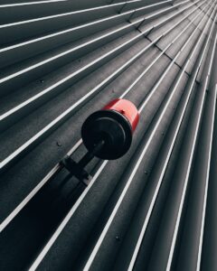 Jak aplikacja do systemu alarmowego ułatwia zarządzanie alarmem w domu?